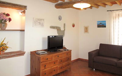 I Colletti - App. Stelle 631.2: Camera, Proprietà, Mobilia, Costruzione, Soffitto, Pavimento, Interior Design, Casa, Pavimento In Legno, Soggiorno