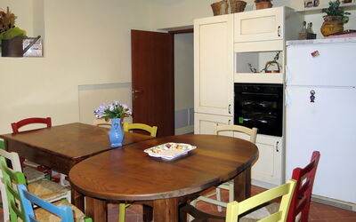 Romani (Mst132) 651.2: Camera, Mobilia, Sala Da Pranzo, Proprietà, Tavolo, Cucina & Sala Da Pranzo Tavolo, Casa, Costruzione, Cucina, Pavimento