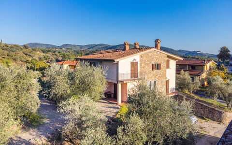 Gaiole in Chianti 649: Cielo, Pianta, Finestra, Costruzione, Albero, Casa, Zona Residenziale, Paesaggio Naturale, Immobiliare, Paesaggio
