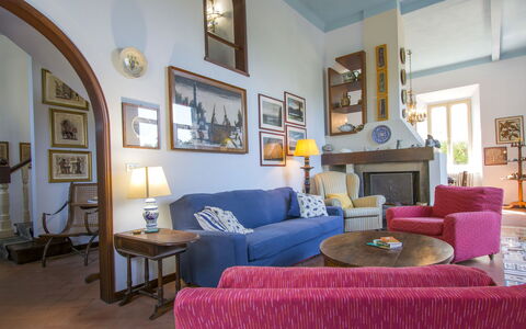 Tamerici: Camera, Mobilia, Proprietà, Soggiorno, Interior Design, Blu, Costruzione, Casa, Immobiliare, Pavimento