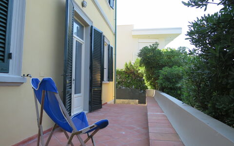 Tamerici: Proprietà, Immobiliare, Casa, Casa, Balcone, Costruzione, Architettura, Appartamento, Camera, Portico