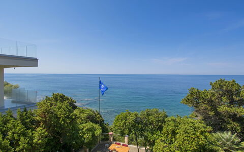 Tamerici: Cielo, Vegetazione, Mare, Proprietà, Orizzonte, Oceano, Albero, Nube, Immobiliare, Vacanza