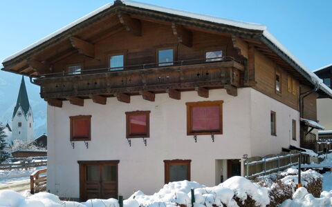 Liftblick: Cielo, Neve, Costruzione, Finestra, Casa, Pendenza, Legna, Villetta, Raccordo, Area Rurale