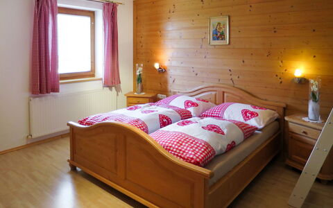 Marianne (Fgz163): Camera Da Letto, Letto, Mobilia, Camera, Lenzuolo, Telaio Del Letto, Proprietà, Materasso, Pavimento, Bedding