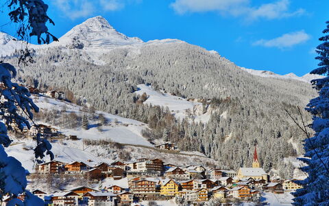 Sabine: Cielo, Nube, Montagna, Neve, Blu, Paesaggio Naturale, Pendenza, Highland, Larice, Calotta Di Ghiaccio