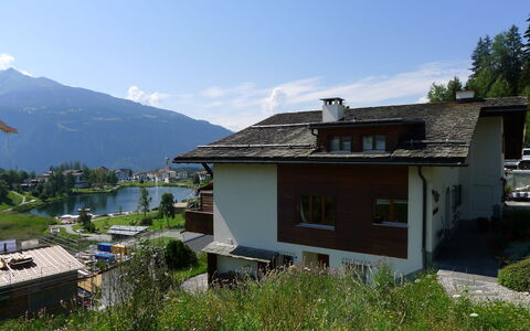Schumellins (Laa400): Proprietà, Casa, Montagna, Tetto, Costruzione, Architettura, Cielo, Catena Montuosa, Immobiliare, Hill Station