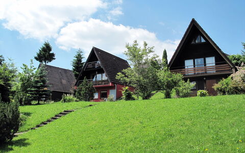 Illmensee 611: Nube, Pianta, Cielo, Costruzione, Verde, Paesaggio Naturale, Albero, Casa, Lotto, Vegetazione