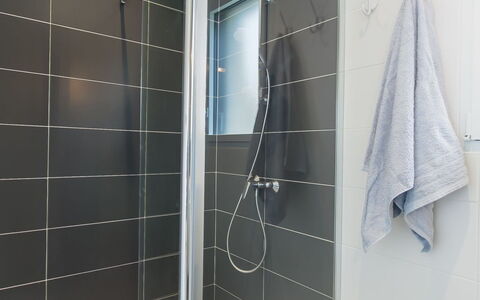 Terre et Mer: Idraulico Fixture, Bagno, Rubinetto, Costruzione, Doccia, Interior Design, Pavimento, Pavimentazione, Soffione Doccia