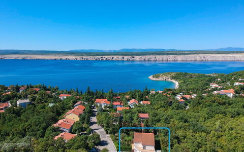 Crikvenica Jadranovo 612: Acqua, Cielo, Proprietà, Pianta, Azzurro, Natura, Paesaggio Naturale, Costruzione, Albero, Lago