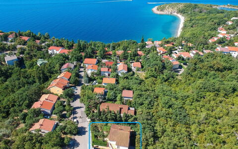 Crikvenica Jadranovo 612: Acqua, Proprietà, Costruzione, Pianta, Azzurro, Blu, Paesaggio Naturale, Albero, Vegetazione, Urban Design