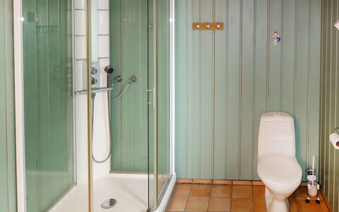 Gjefselykkja: Idraulico Fixture, Porta, Bagno, Interior Design, Doccia Porta, Costruzione, Pavimento, Parete