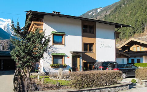 Martina: Proprietà, Casa, Cittadina, Costruzione, Quartiere, Immobiliare, Casa, Architettura, Zona Residenziale, Cielo