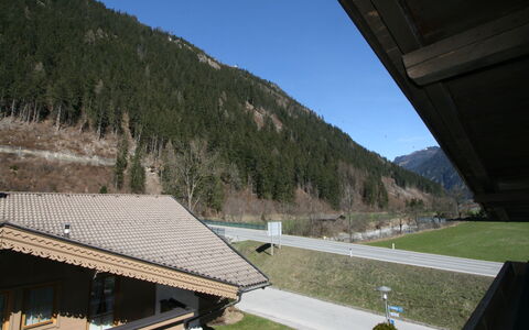 Martina: Cielo, Pianta, Montagna, Costruzione, Albero, Pendenza, Legna, Biome, Paesaggio, Area Rurale