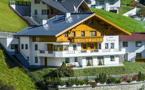 Kappl 807: Casa, Proprietà, Costruzione, Casa, Tetto, Immobiliare, Zona Residenziale, Estate, Architettura, Villetta