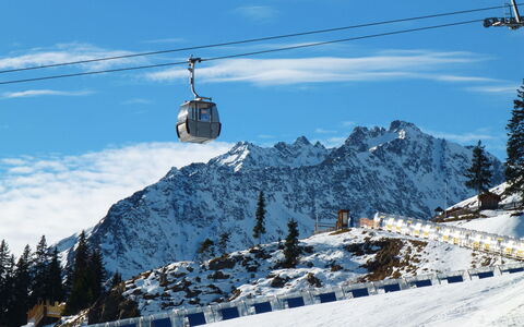 Kappl 808: Nube, Cielo, Montagna, Neve, Blu, Natura, Pendenza, Albero, Veicolo, Terreno