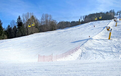 Margit: Cielo, Neve, Montagna, Albero, Pendenza, Nube, Sport Invernali, Terreno, Geomorfologia Glaciale, Congelamento
