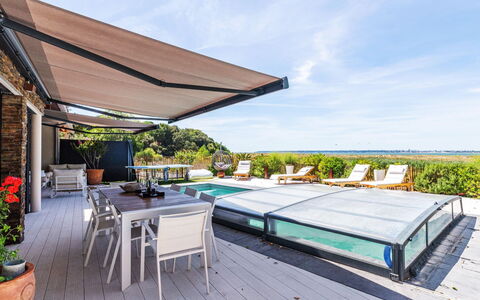 Indigo-Vue Mer et Piscine Chauffée: Pianta, Comunita 'Impianto, Veicolo, Cielo, Auto, Albero, Erba, Vegetazione, Lotto