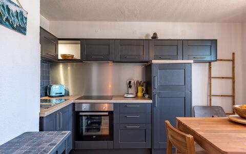 Lacanau 280: Cabinetry, Controsoffitto, Mobilia, Costruzione, Proprietà, Cucina Stufa, Elettrodomestico Da Cucina, Cucina, Cassetto, Elettrodomestico
