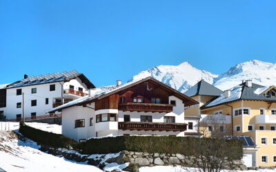 Kappl 821: Neve, Zona Residenziale, Paesino Di Montagna, Proprietà, Inverno, Casa, Casa, Montagna, Cittadina, Cielo