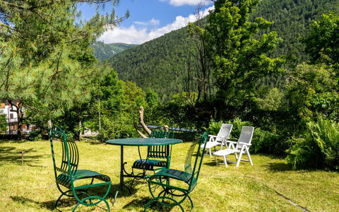 Villa Biino: Pianta, Nube, Cielo, Comunita 'Impianto, Natura, Montagna, Paesaggio Naturale, Albero, Shade, Sedia