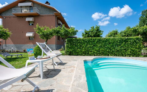 Ca' D'Gnese: Cielo, Pianta, Costruzione, Mobilia, Nube, Azzurro, Shade, Piscina, Mobili Da Esterno, Albero