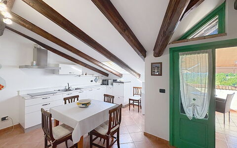 Il Ghiro: Interior Design, Pavimentazione, Legna, Soffitto, Mobilia, Pavimento, Camera, Cucina, Appartamento, Casa
