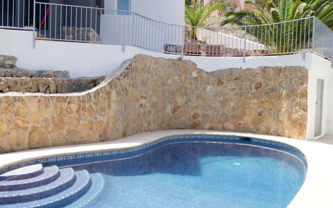 Ayora: Acqua, Proprietà, Pianta, Azzurro, Costruzione, Piscina, Tempo Libero, Materiale Composito, Parete, Rettangolo