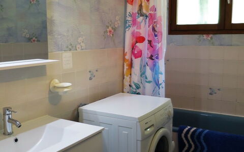 La Rose des Sables: Bagno, Camera, Proprietà, Parete, Pavimento, Interior Design, Piastrella, Lavello, Costruzione, Casa