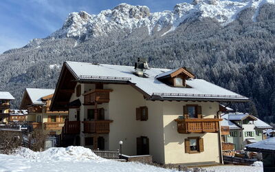 Soraga di Fassa 658: Neve, Montagna, Proprietà, Cielo, Finestra, Costruzione, Casa, Pendenza, Congelamento, Paesaggio