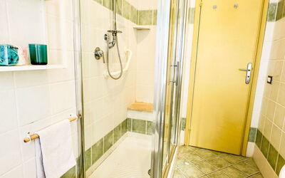 Ambra 649.6: Rubinetto, Idraulico Fixture, Costruzione, Lavello, Proprietà, Soffione Doccia, Bagno, Doccia