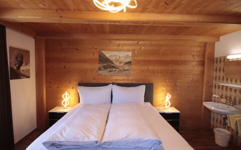 Gangerhof: Legna, Mobilia, Interior Design, Pavimentazione, Pavimento, Camera, Soffitto, Camera Da Letto, Letto, Telaio Del Letto