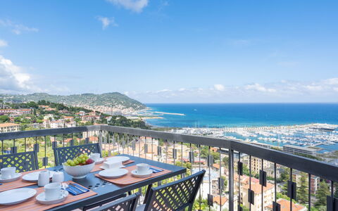 Terre Bianche: Proprietà, Immobiliare, Cielo, Balcone, Costruzione, Oceano, Condominio, Azzurro, Camera, Vacanza