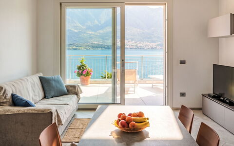Gera Lario 618: Mobilia, Interior Design, Pavimentazione, Divano, Pavimento, Camera, Tavolo, Soggiorno, Casa, Appartamento