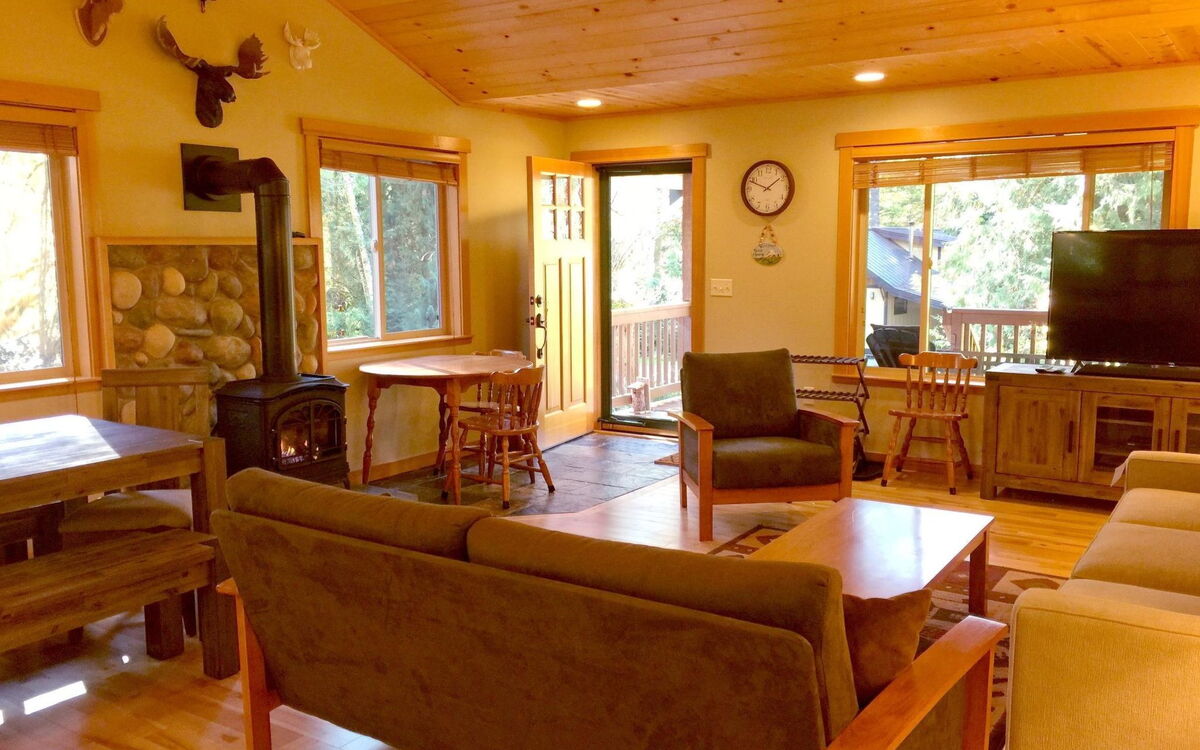 65gs-ranch Style Family Cabin