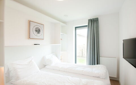 Oesterdam Resort: Mobilia, Costruzione, Prodotto, Comfort, Legna, Shade, Interior Design, Lampada, Pavimento