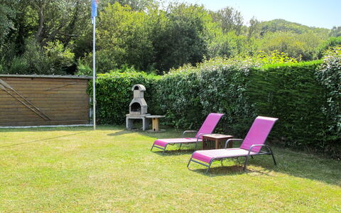 Chez Laurette: Pianta, Cielo, Mobilia, Proprietà, Comunita 'Impianto, Foglia, Botanica, Sedia, Albero, Mobili Da Esterno