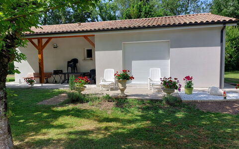 La Casita: Pianta, Proprietà, Costruzione, Fiore, Albero, Lotto, Casa, Villetta, Biome, Zona Residenziale