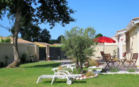 Mogador: Proprietà, Cortile, Casa, Casa, Backyard, Costruzione, Immobiliare, Zona Residenziale, Villetta, Estate