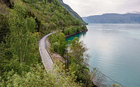 Hovsfjellet: Acqua, Geografia Montane, Corpo D'Acqua, Risorse Idriche, Montagna, Paesaggio Naturale, Highland, Alveo, Collina, Banca