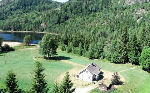 Haven: Acqua, Pianta, Montagna, Verde, Natura, Cielo, Albero, Paesaggio Naturale, Larice, Casa