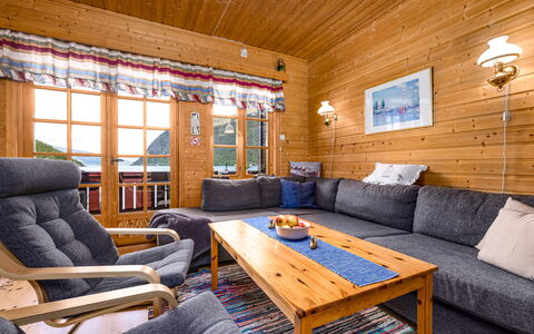 Krokeggi: Legna, Mobilia, Casa, Pavimento, Pavimentazione, Casa, Villetta, Soffitto, Soggiorno, Color Legno