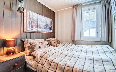 Knøttebu: Camera Da Letto, Legna, Letto, Lenzuolo, Bedding, Interior Design, Biancheria, Mobilia, Casa, Telaio Del Letto