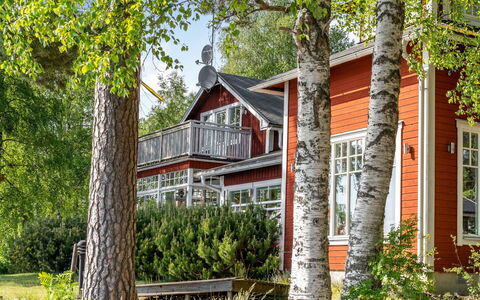 Villa Lundsfjärden: Pianta, Costruzione, Finestra, Natura, Foglia, Albero, Legna, Erba, Lotto, Paesaggio Naturale