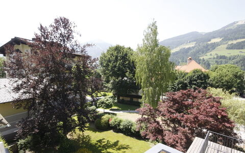 Bad Hofgastein 570: Proprietà, Cielo, Montagna, Natura Selvaggia, Albero, Casa, Casa, Immobiliare, Zona Residenziale, Botanica