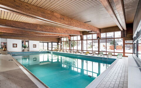 Thyon-Les Collons 644: Acqua, Piscina, Costruzione, Casa, Interior Design, Pavimento, Pavimentazione, Tempo Libero, Finestra, Soffitto