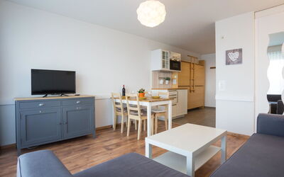 Greppon 107 644.28: Mobilia, Camera, Proprietà, Interior Design, Costruzione, Pavimento, Casa, Soggiorno, Soffitto, Tavolo