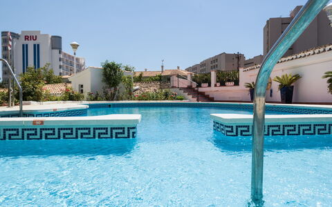 Erisa Ii: Piscina, Proprietà, Ricorrere, Cittadina, Costruzione, Tempo Libero, Acqua, Immobiliare, Vacanza, Cielo