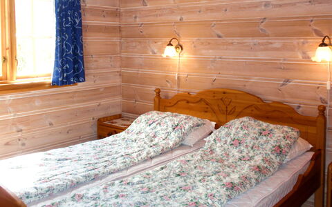 Slåttenes: Mobilia, Proprietà, Finestra, Costruzione, Comfort, Blu, Legna, Tessile, Telaio Del Letto, Casa