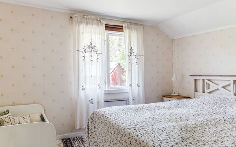 Vassviken: Tavolo, Cielo, Mobilia, Tavola, Costruzione, Interior Design, Mobili Da Esterno, Portico, Shade, Sedia