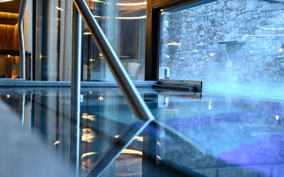 Sölden 751: Materiale Composito, Riflessione, Piscina, Hotel